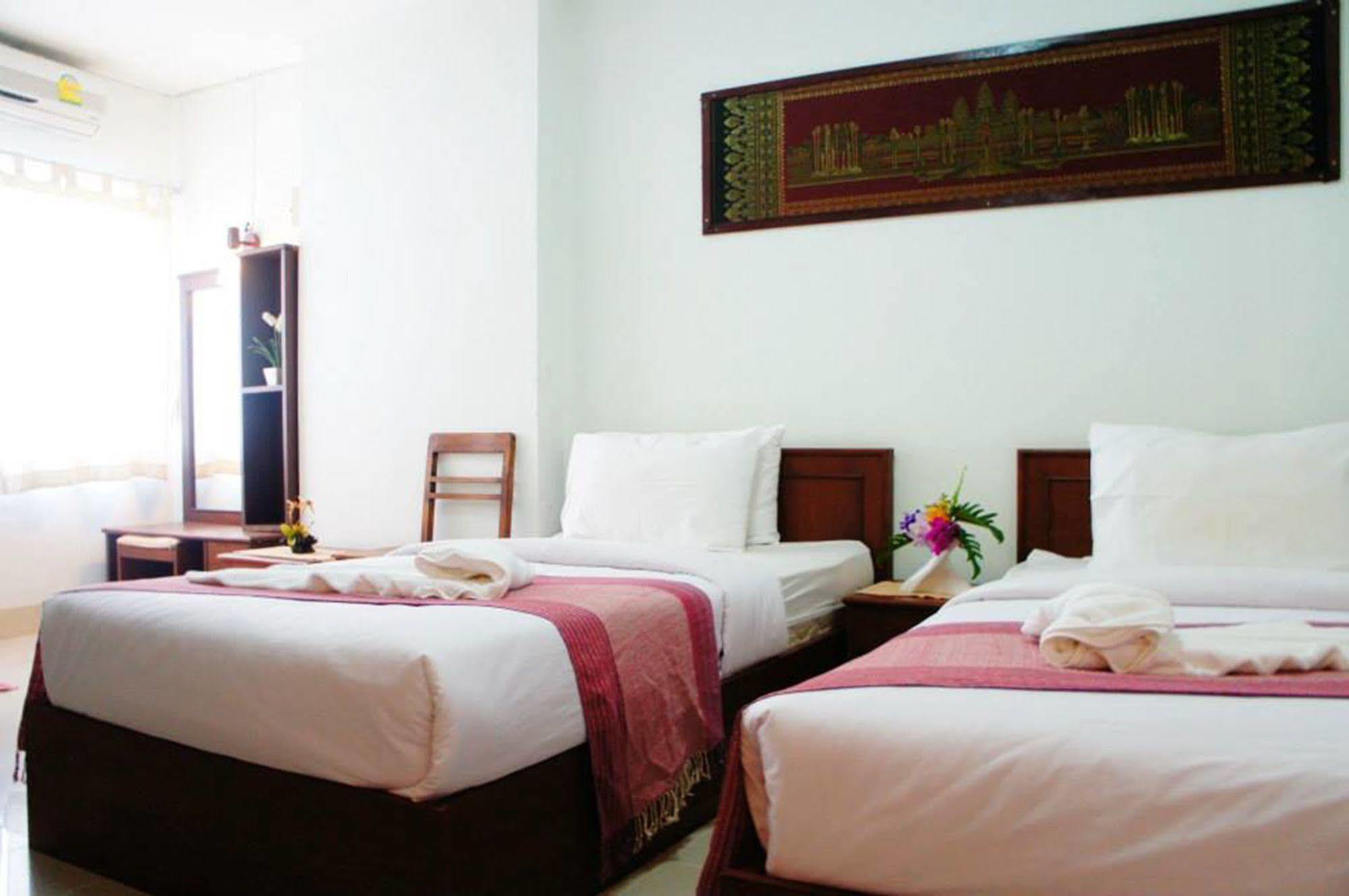 Vipa House Hotel Chiang Mai Exterior foto