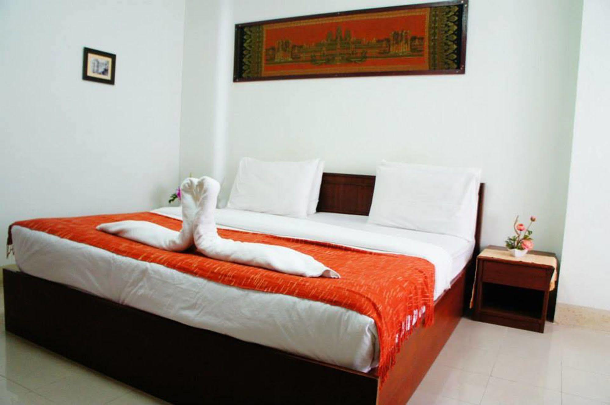 Vipa House Hotel Chiang Mai Exterior foto